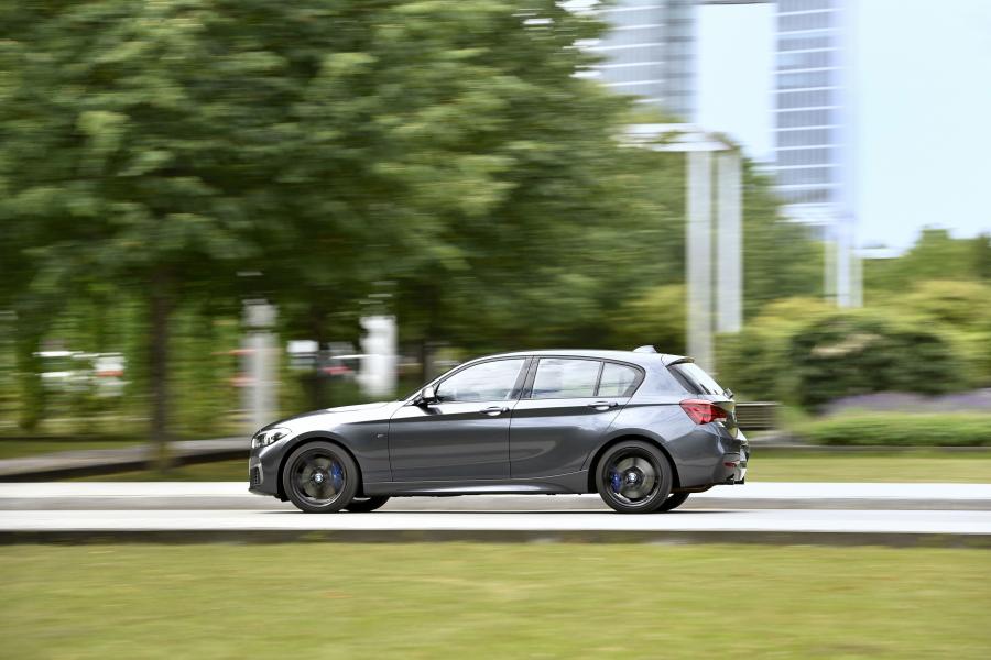  BMW M140i 5-Door 2016 года  (WW) (фото 25 из 53)